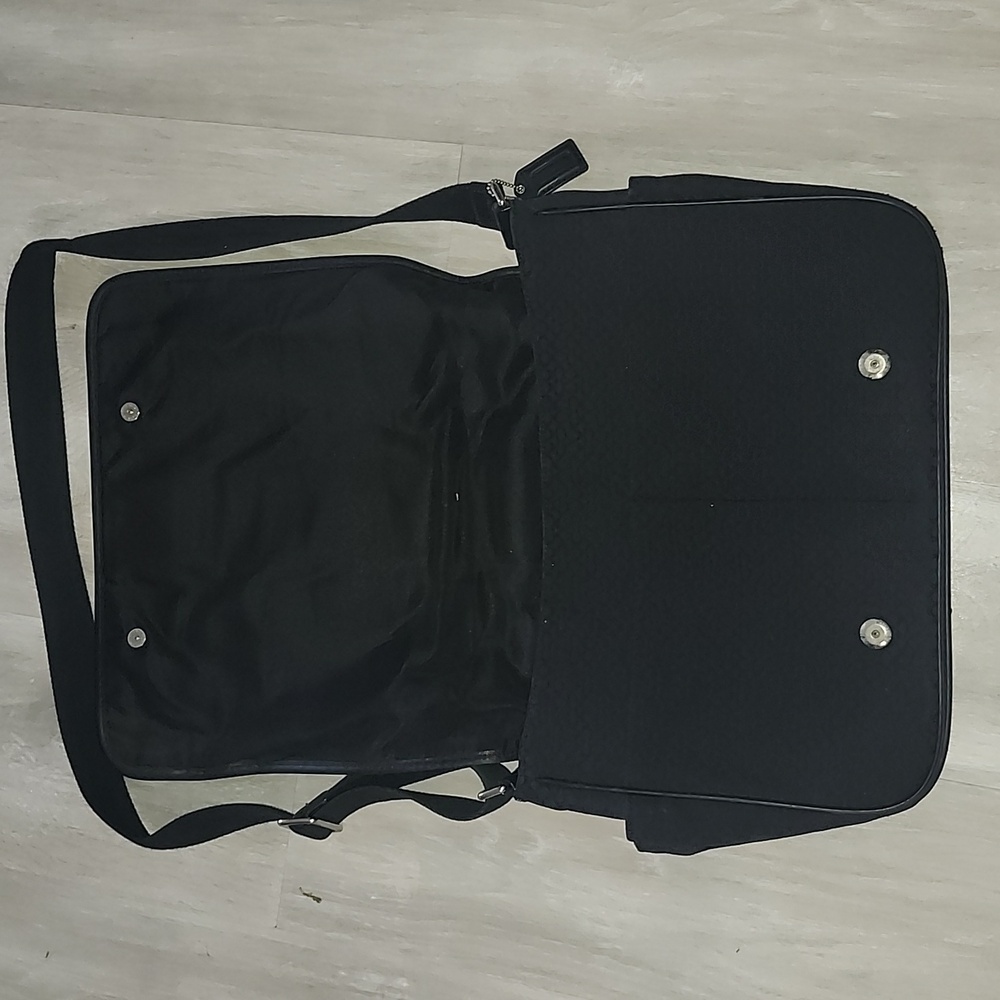 Coach Hudson Jacquard Signature Commuter Bag - Picture 3 of 16